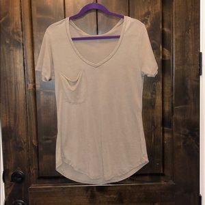 Oversized pocket tee